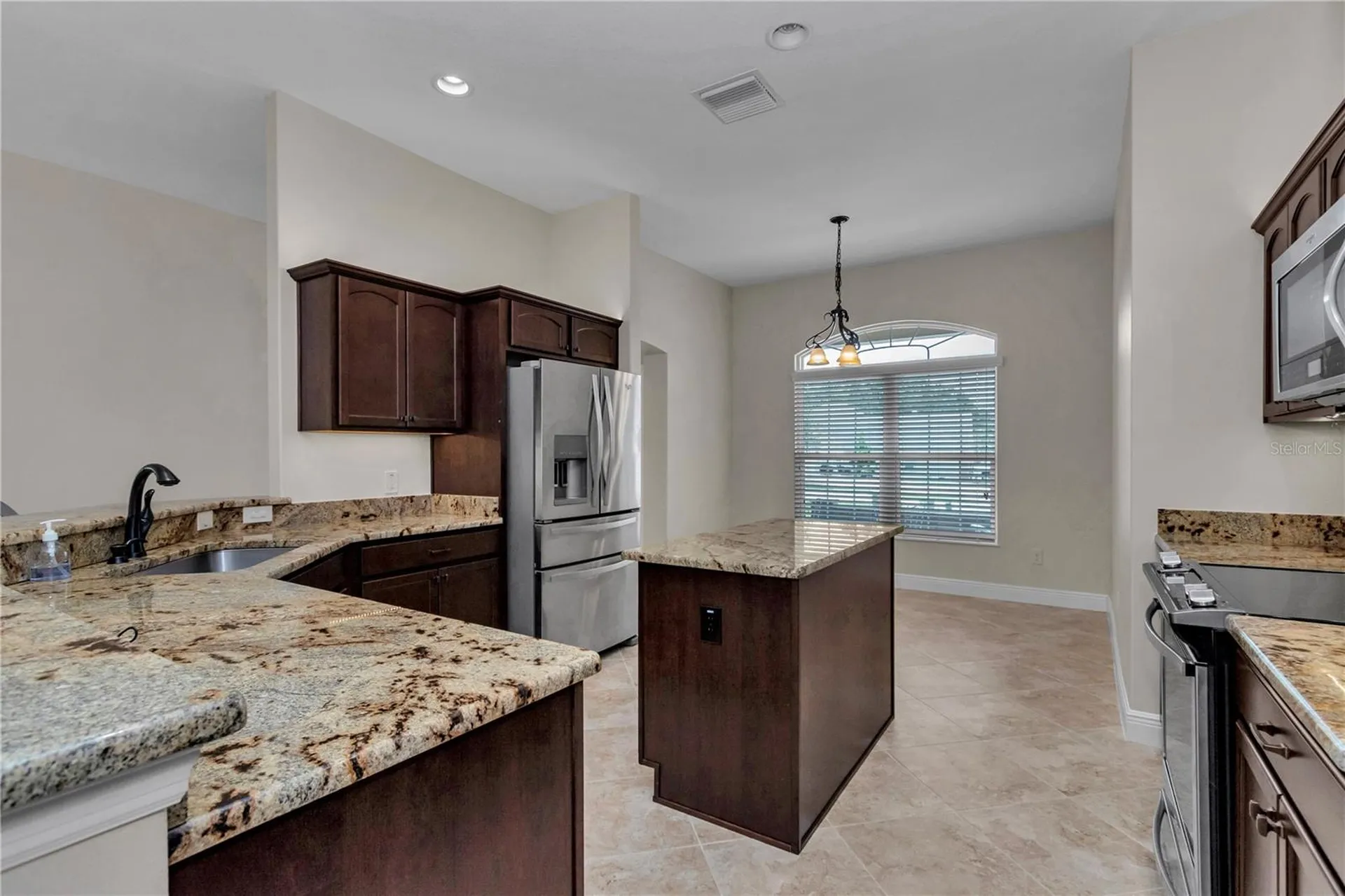 11415 Zimmerman Path Oxford FL 34484