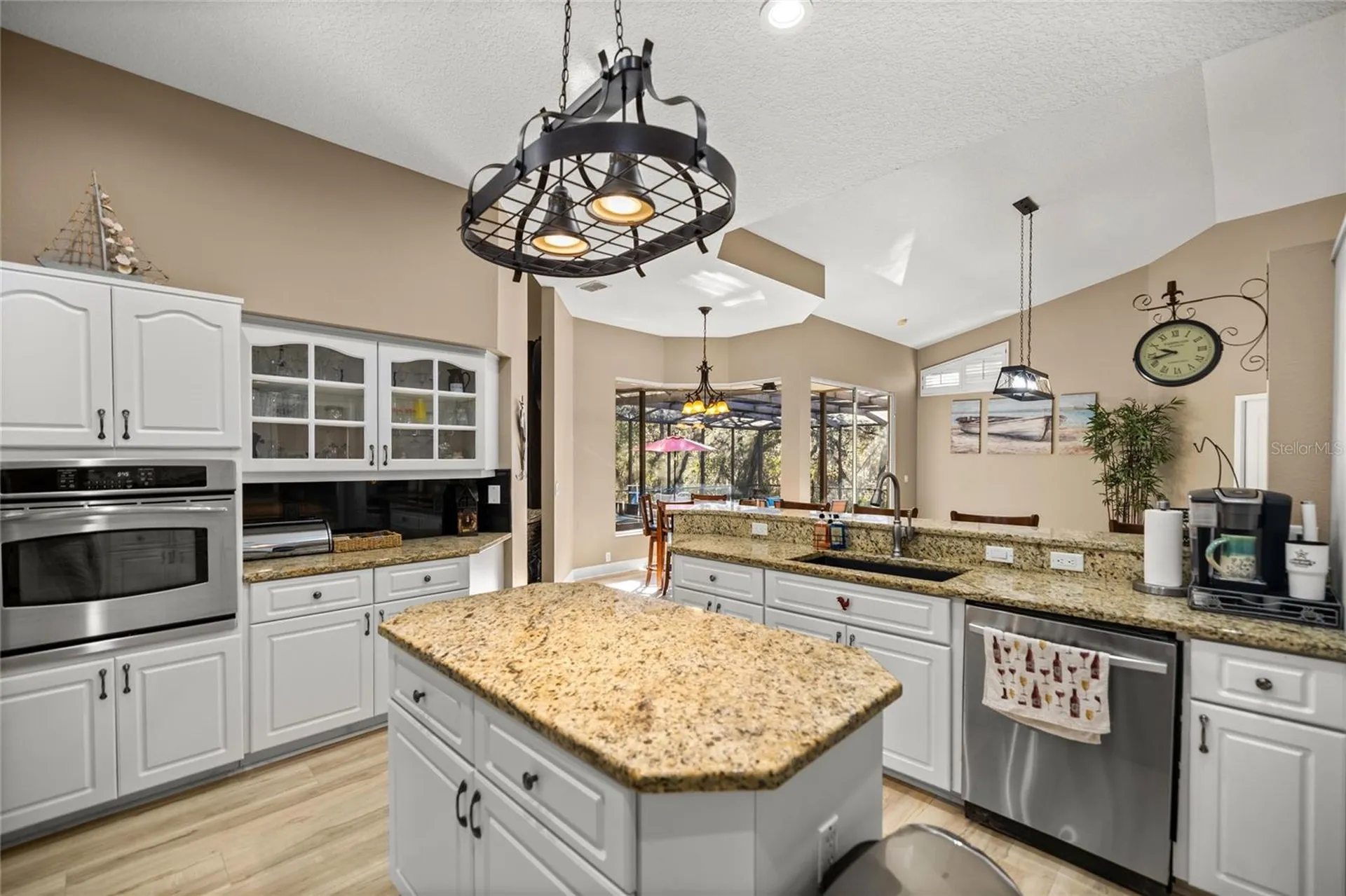4860 W Angus Drive Beverly Hills FL 34465
