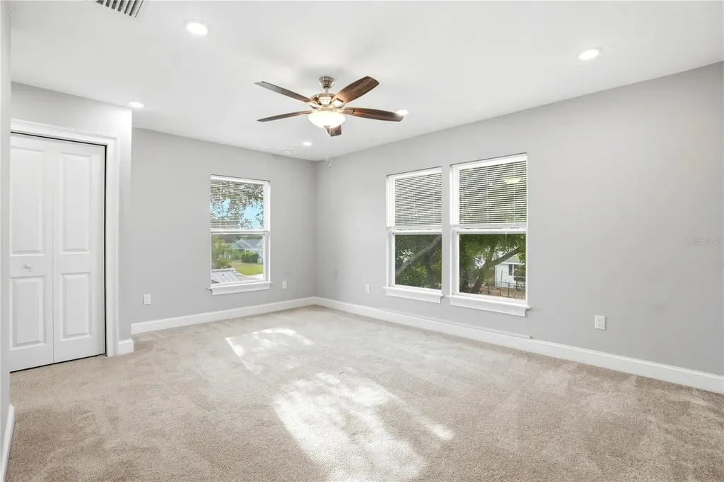 1712 31st Avenue N St Petersburg FL 33713