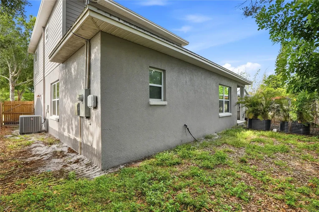 1712 31st Avenue N St Petersburg FL 33713