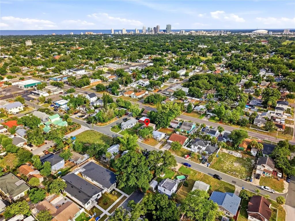 1712 31st Avenue N St Petersburg FL 33713