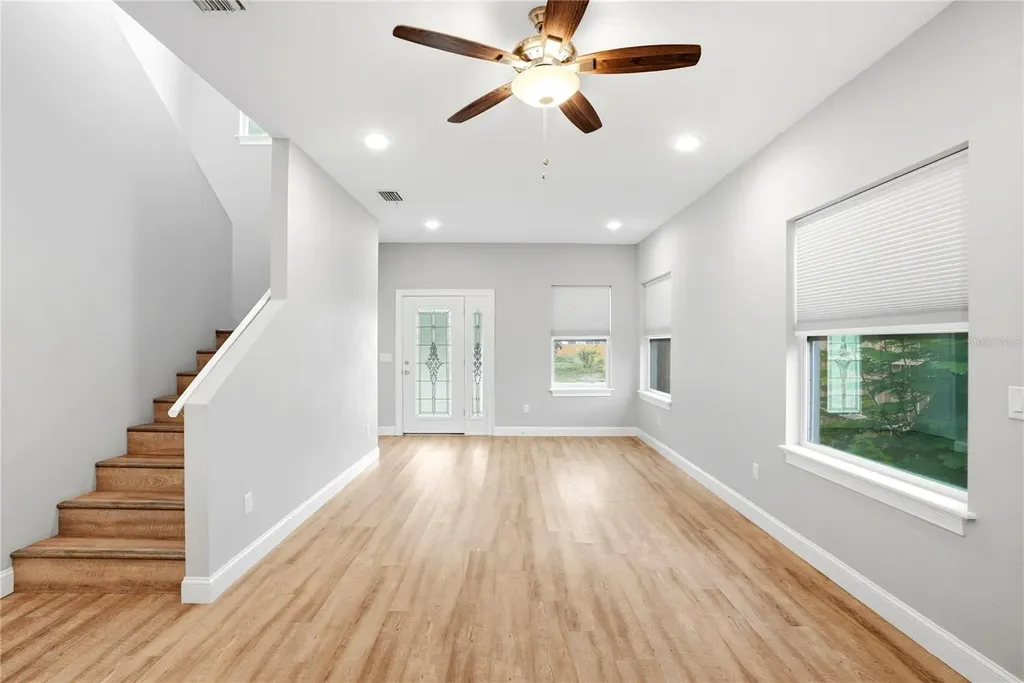 1712 31st Avenue N St Petersburg FL 33713