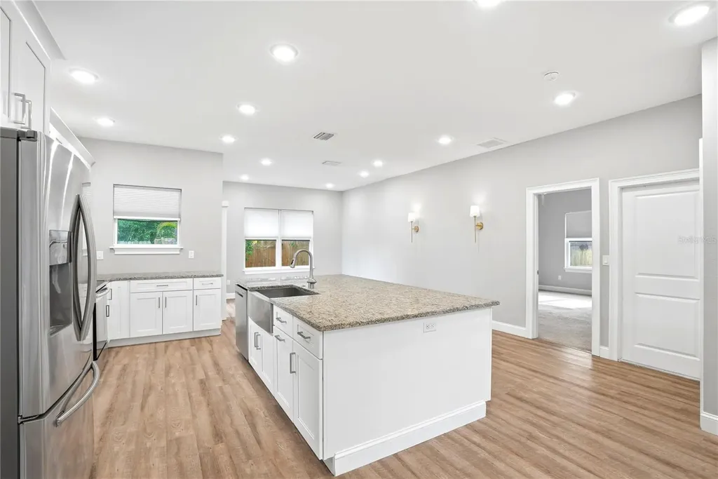 1712 31st Avenue N St Petersburg FL 33713