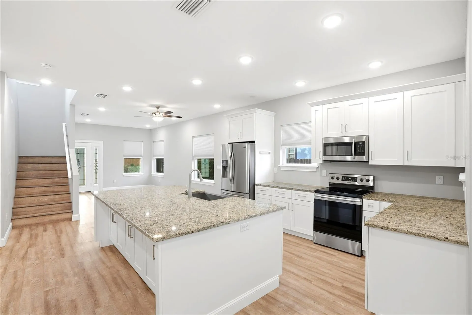 1712 31st Avenue N St Petersburg FL 33713