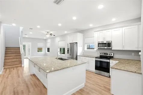 1712 31st Avenue N St Petersburg FL 33713