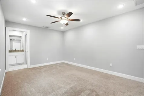 1712 31st Avenue N St Petersburg FL 33713