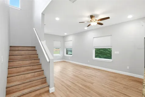 1712 31st Avenue N St Petersburg FL 33713