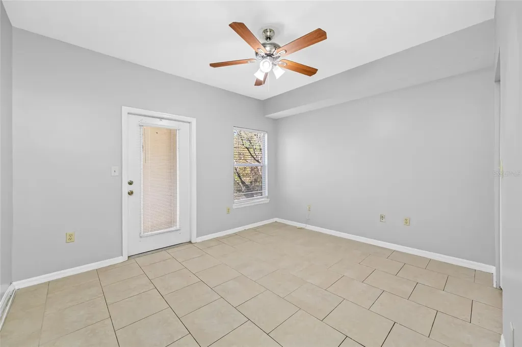 5612 Pinnacle Heights Circle Tampa FL 33624