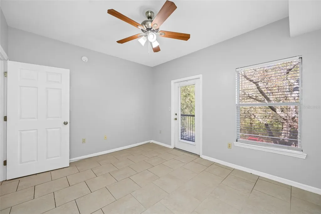5612 Pinnacle Heights Circle Tampa FL 33624
