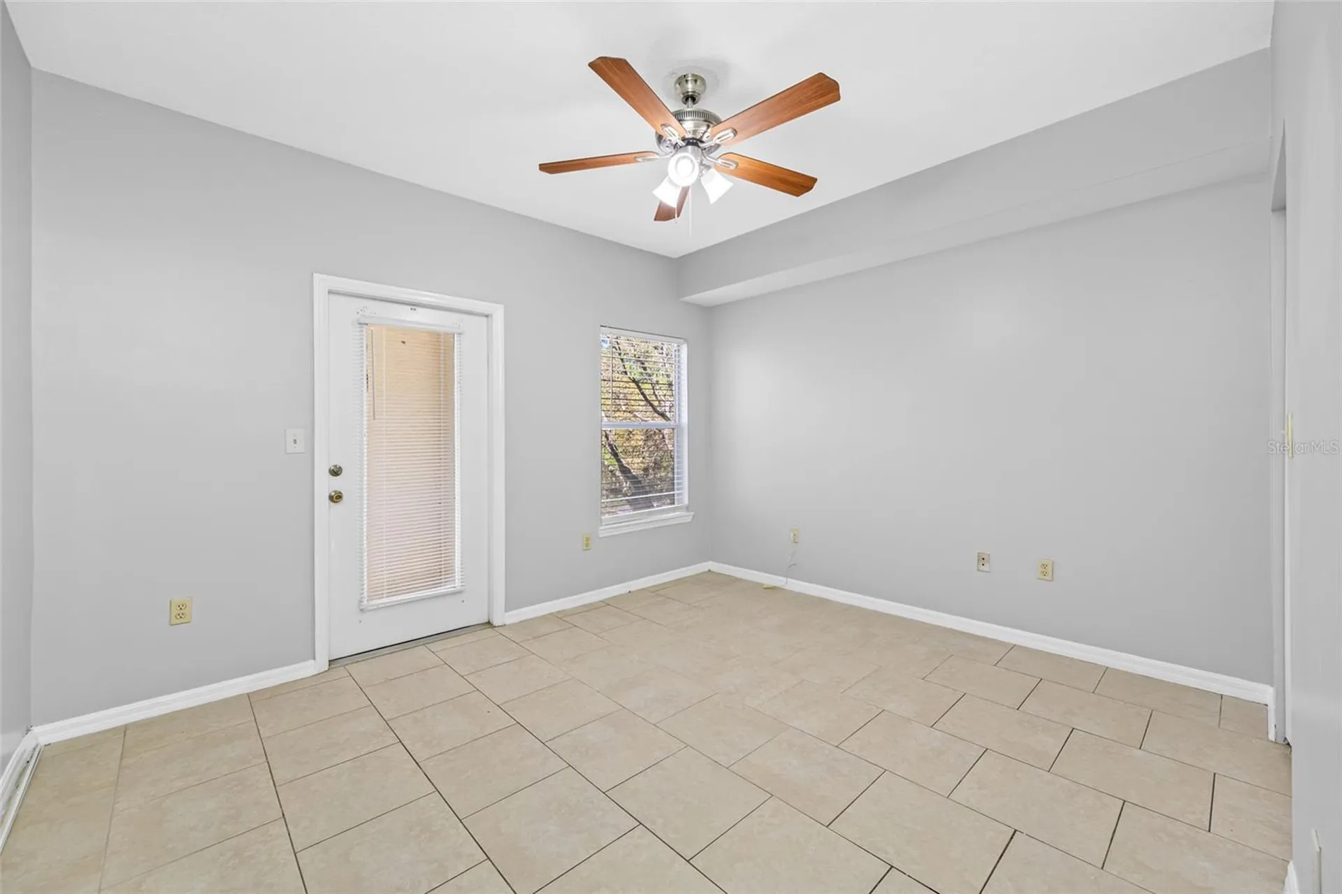 5612 Pinnacle Heights Circle Tampa FL 33624