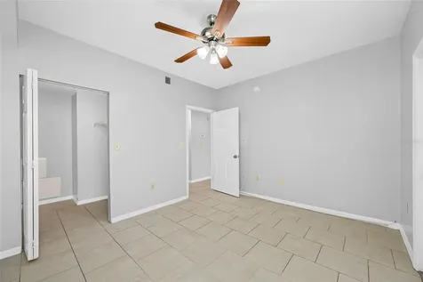 5612 Pinnacle Heights Circle Tampa FL 33624