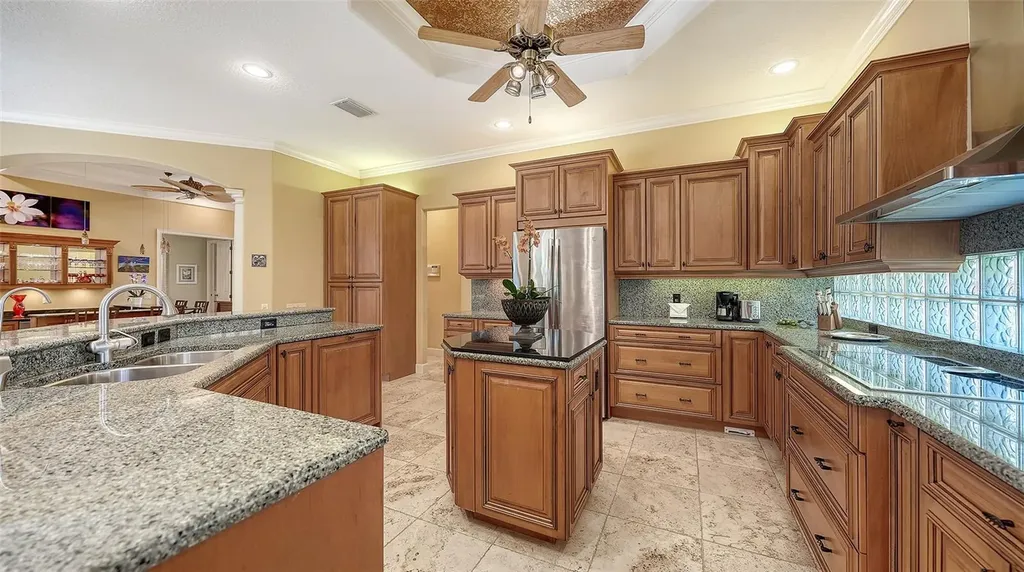 8889 Enclave Court Sarasota FL 34238