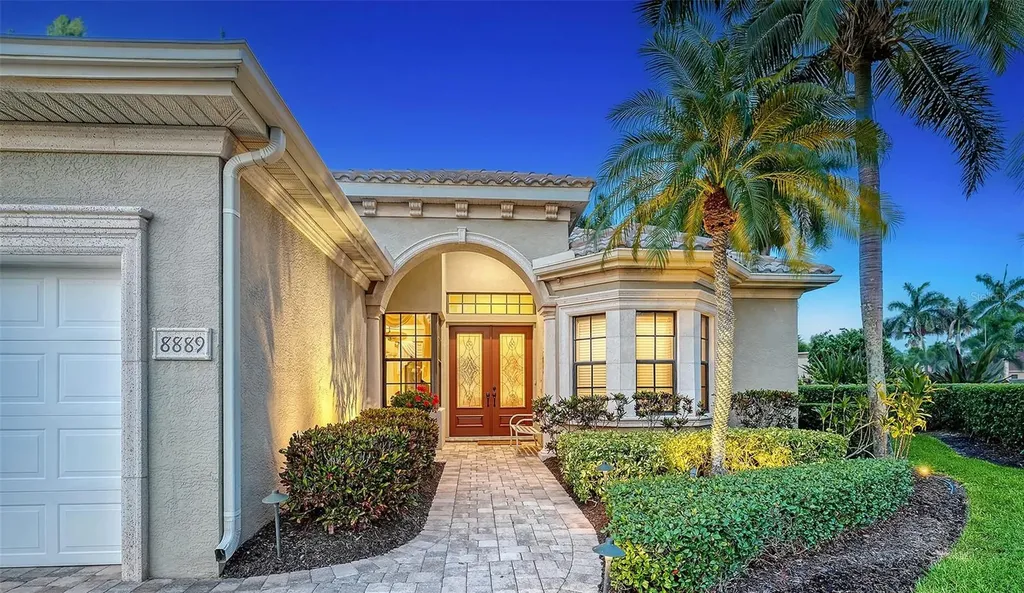 8889 Enclave Court Sarasota FL 34238