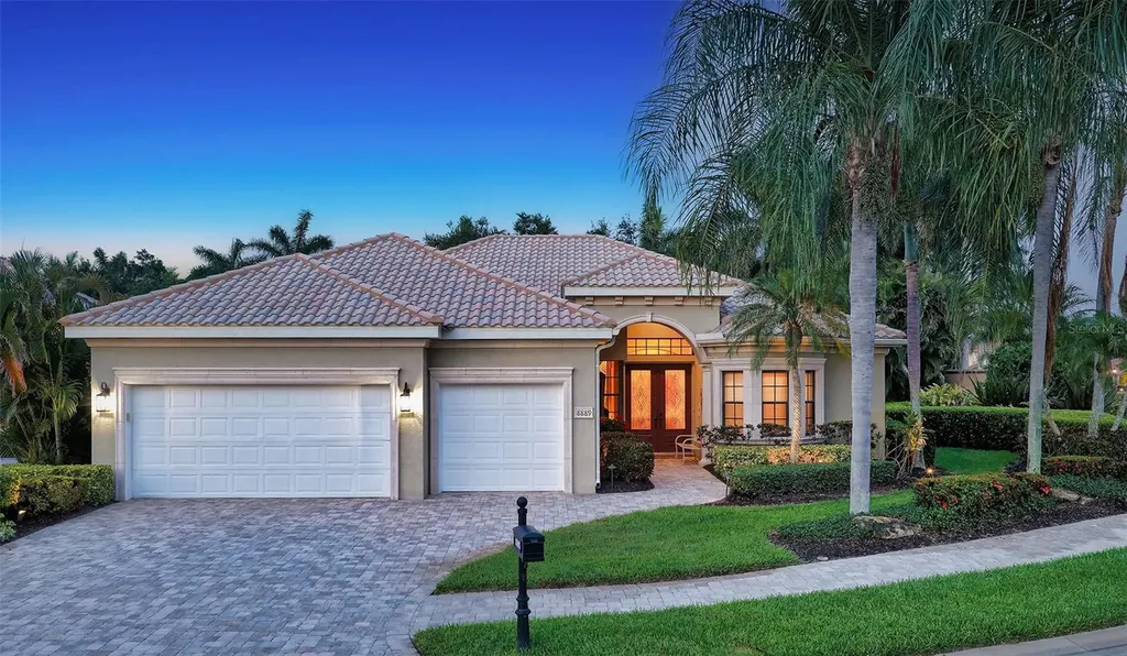 8889 Enclave Court Sarasota FL 34238