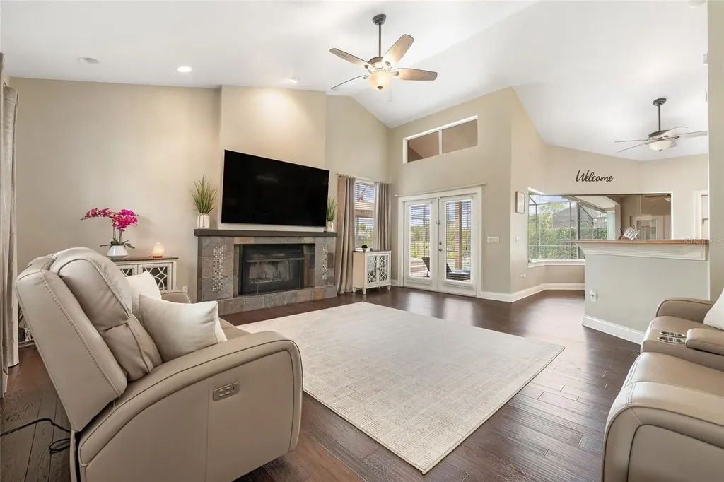 8612 Oldbridge Lane Orlando FL 32819