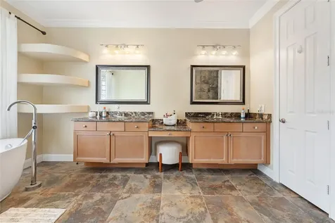 8612 Oldbridge Lane Orlando FL 32819