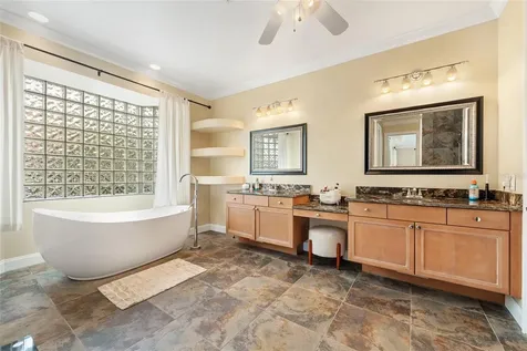 8612 Oldbridge Lane Orlando FL 32819