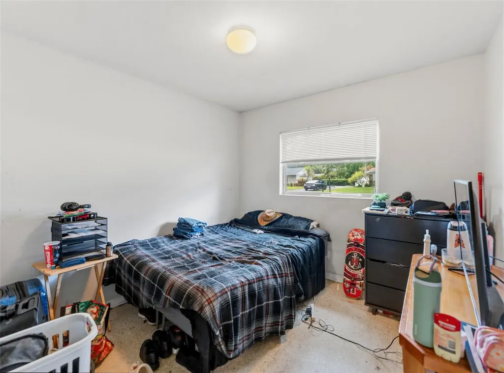 2109 W Erna Drive Tampa FL 33603