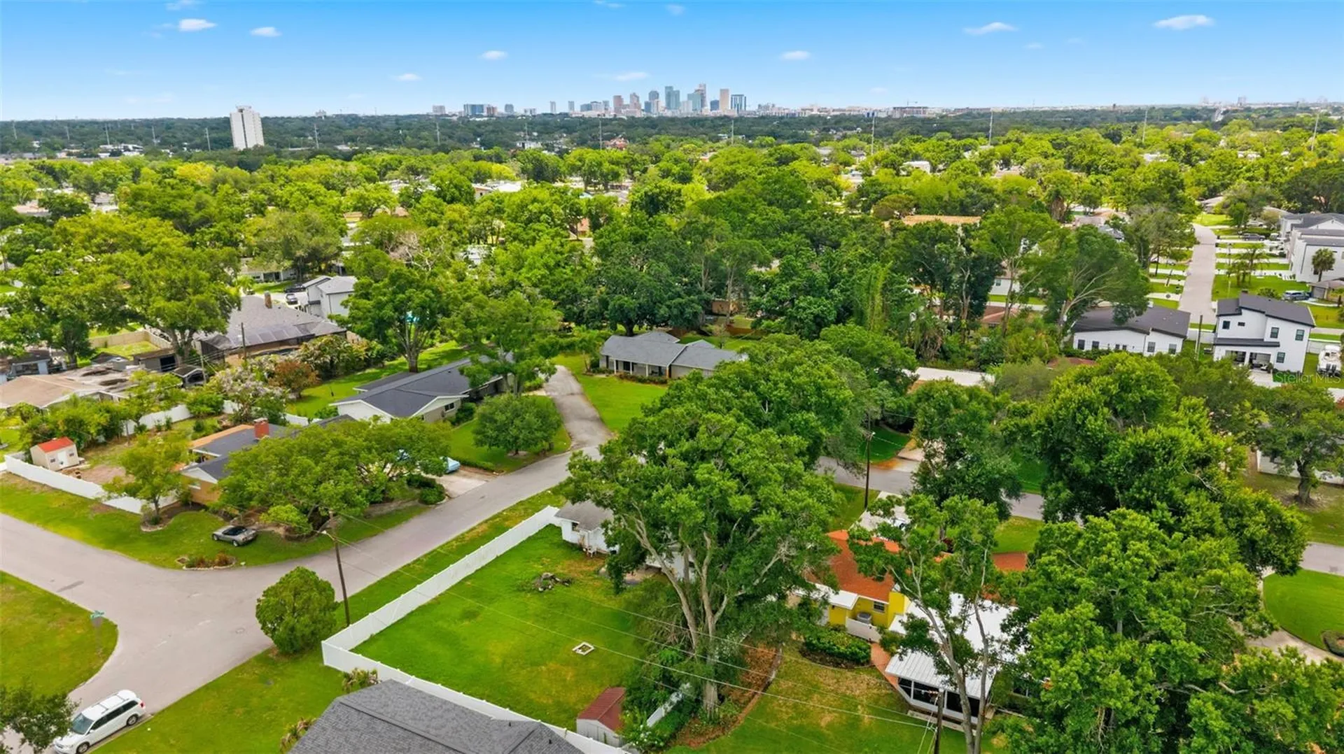 2109 W Erna Drive Tampa FL 33603