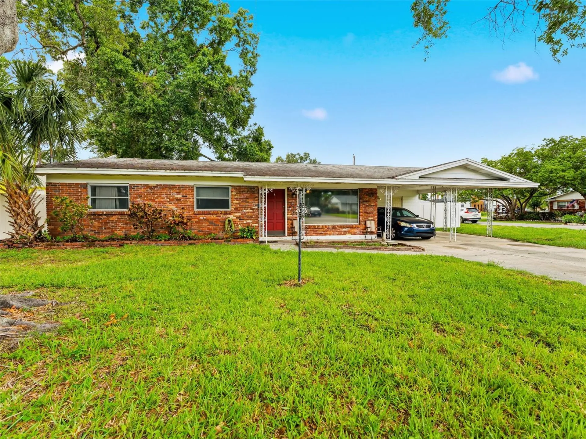 2109 W Erna Drive Tampa FL 33603