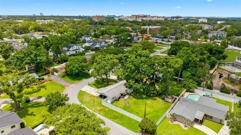2109 W Erna Drive Tampa FL 33603