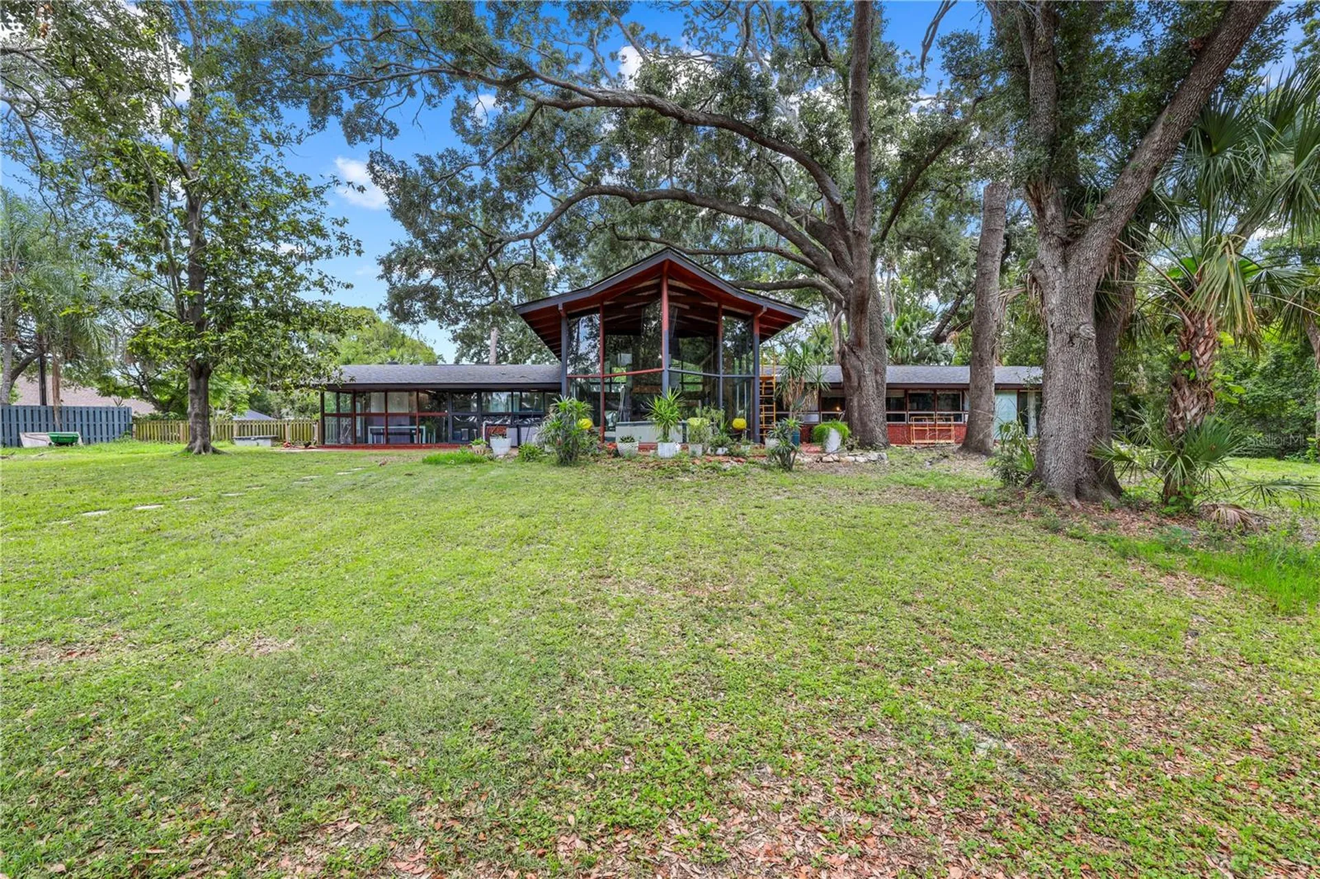 10134 White Trout Lane Tampa FL 33618