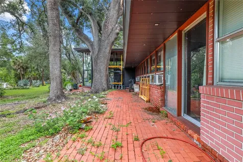 10134 White Trout Lane Tampa FL 33618