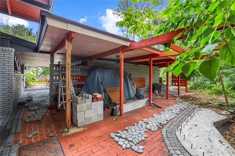 10134 White Trout Lane Tampa FL 33618