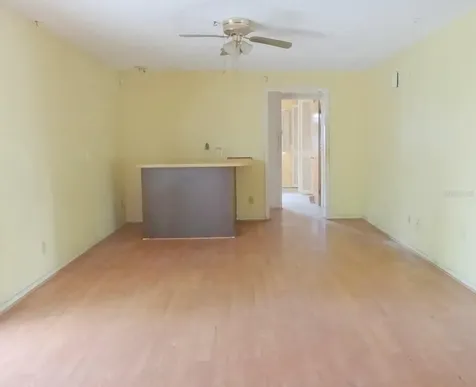 1913 Kings Highway Clearwater FL 33755