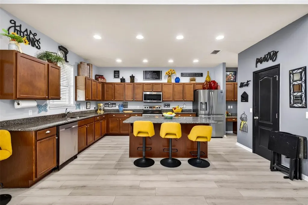 11531 Tangle Branch Lane Gibsonton FL 33534