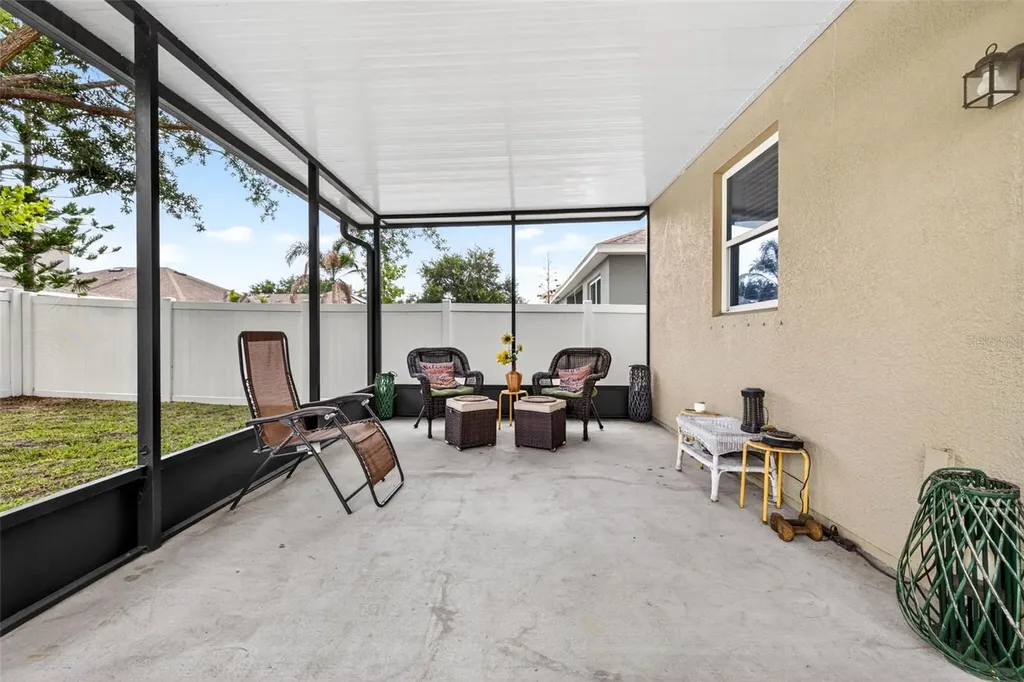 11531 Tangle Branch Lane Gibsonton FL 33534