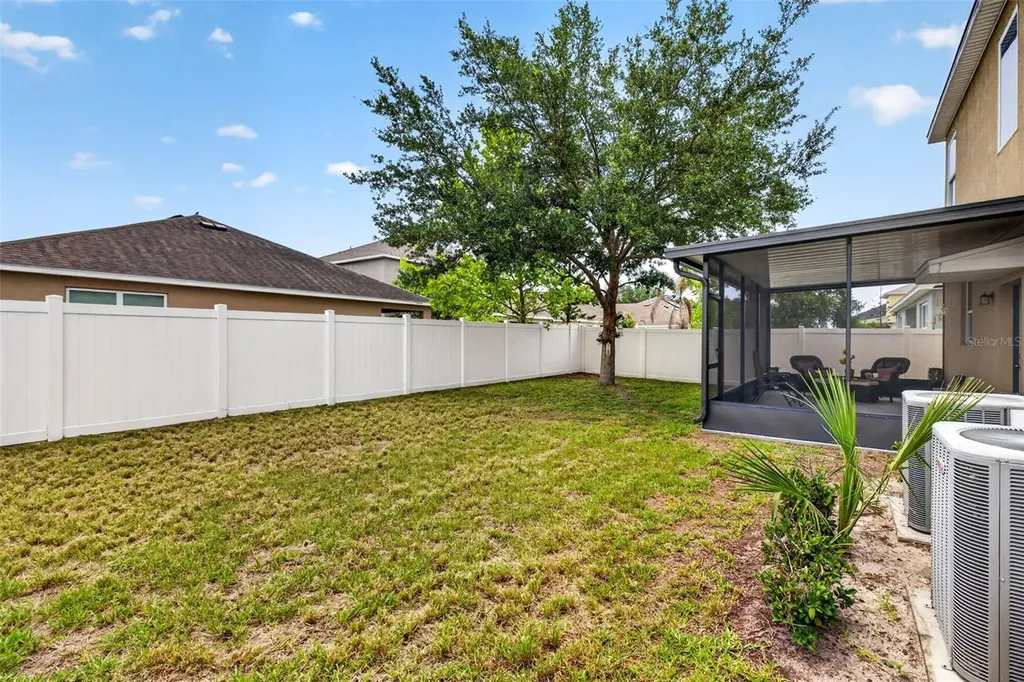 11531 Tangle Branch Lane Gibsonton FL 33534