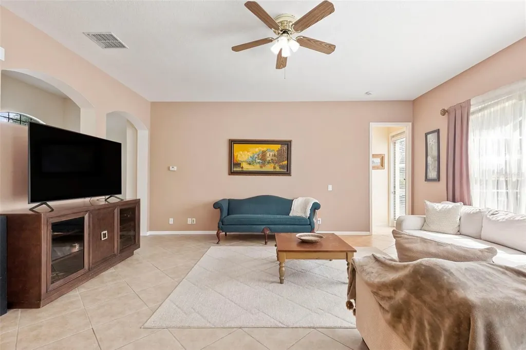 17823 Arbor Creek Drive Tampa FL 33647