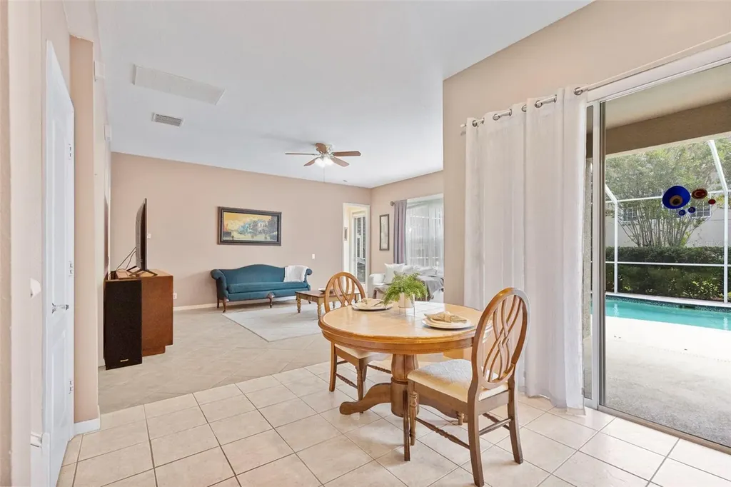 17823 Arbor Creek Drive Tampa FL 33647