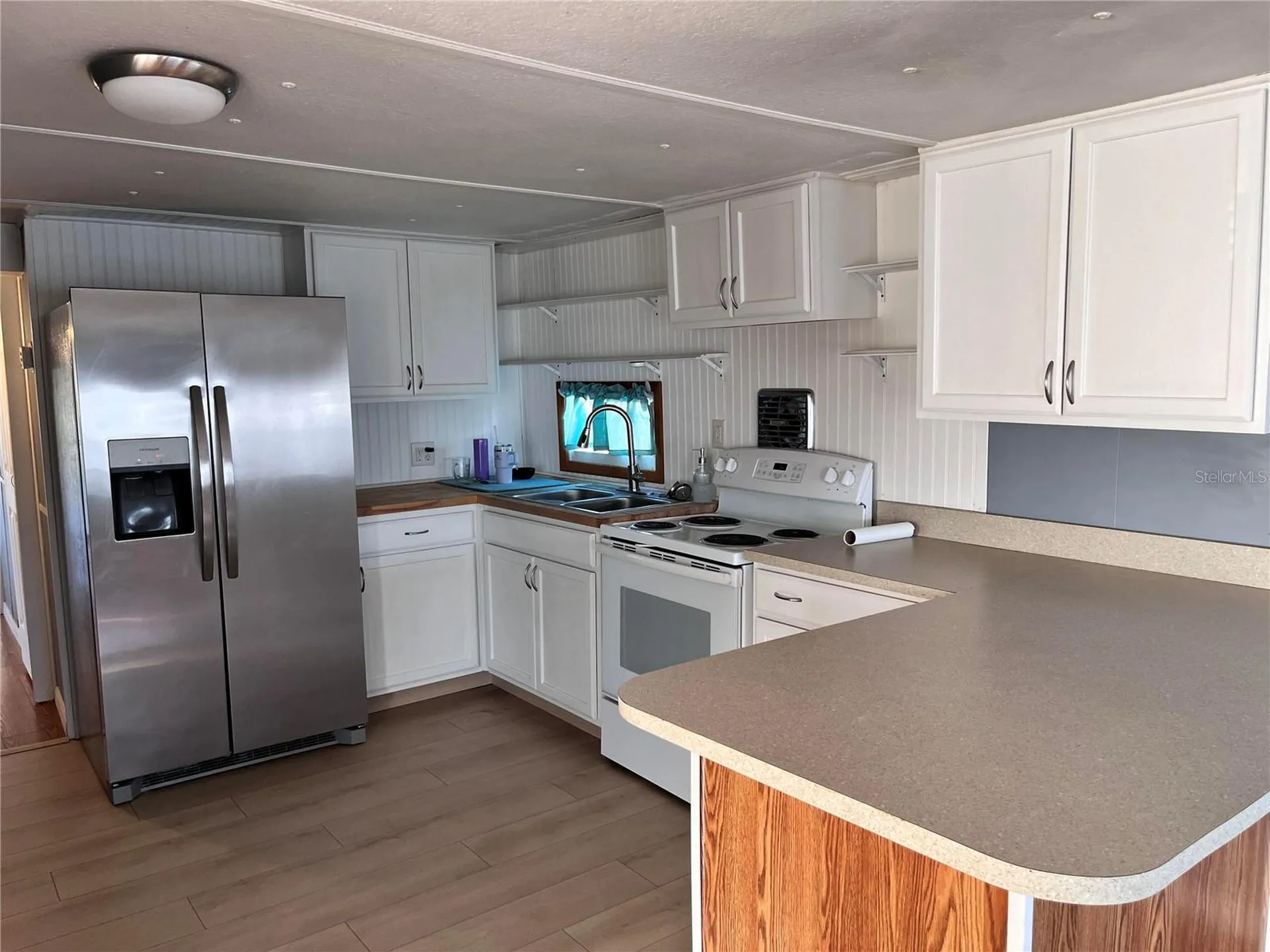207 51st Avenue Plaza W Bradenton FL 34207