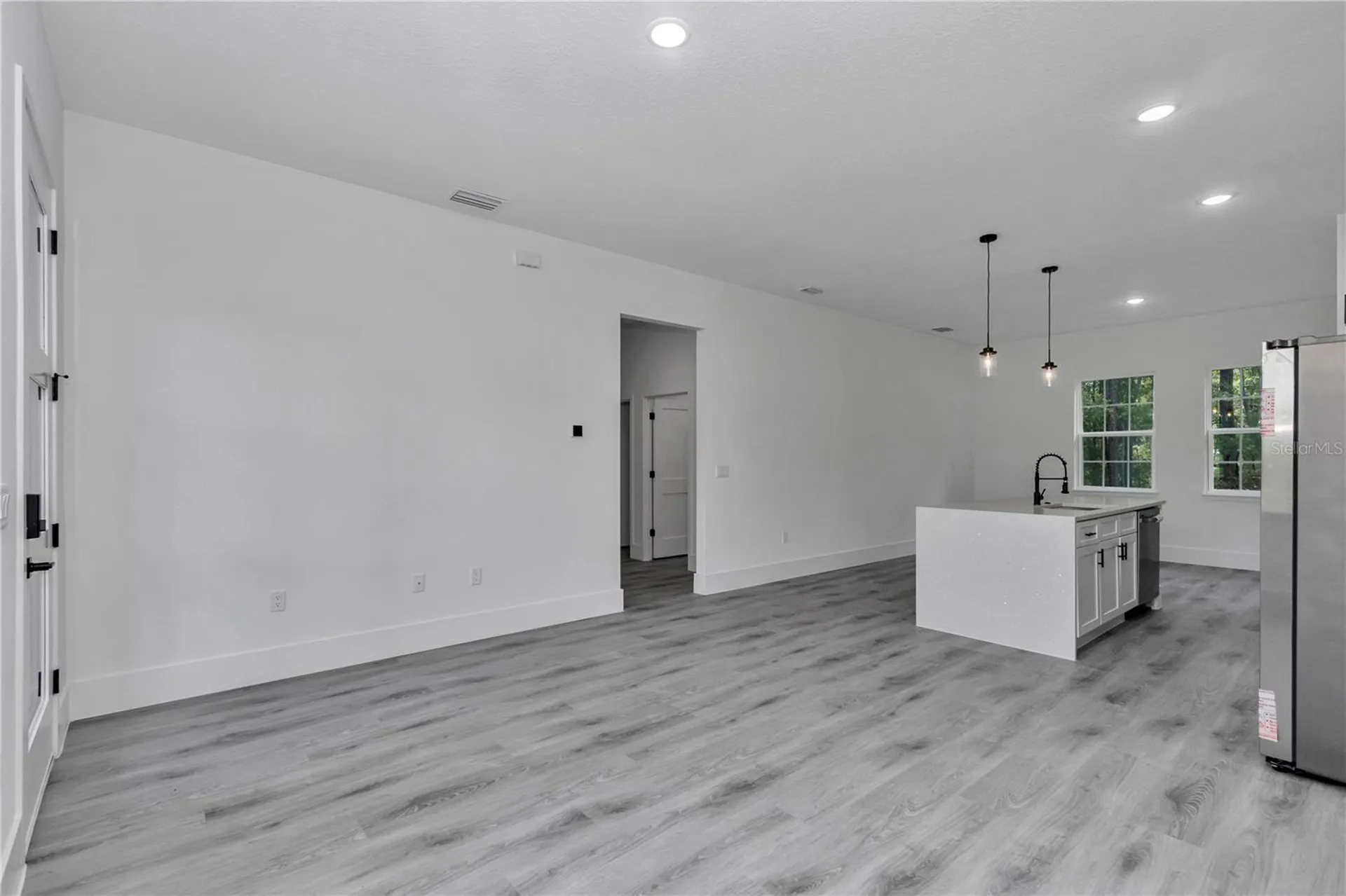 219 E Caldwell Drive Dunnellon FL 34434