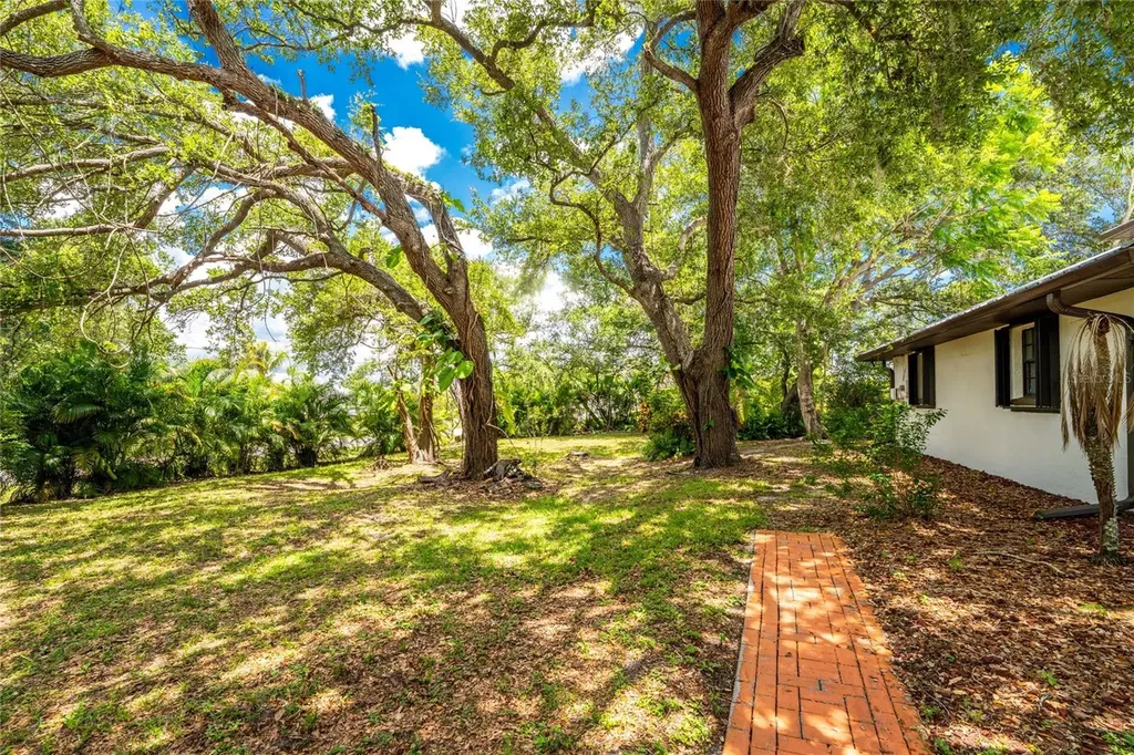 4880 Wecoma Avenue North Port FL 34287