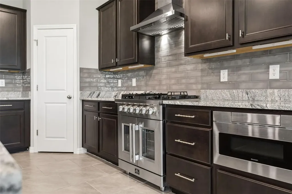 9845 Shoreline View Way Wesley Chapel FL 33545