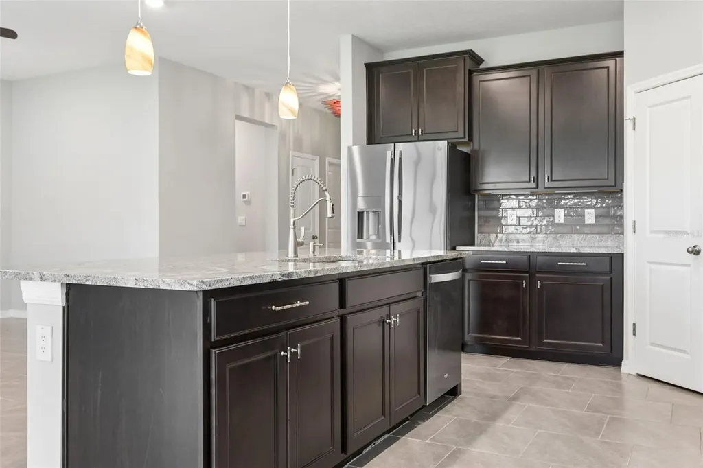 9845 Shoreline View Way Wesley Chapel FL 33545