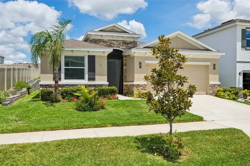 9845 Shoreline View Way Wesley Chapel FL 33545
