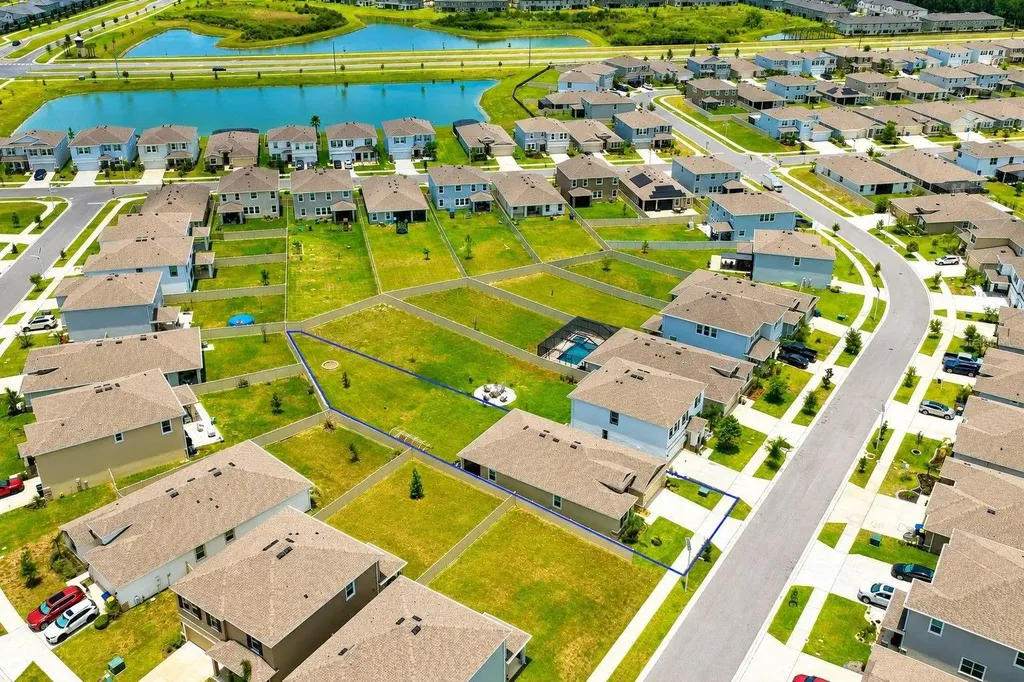 9845 Shoreline View Way Wesley Chapel FL 33545