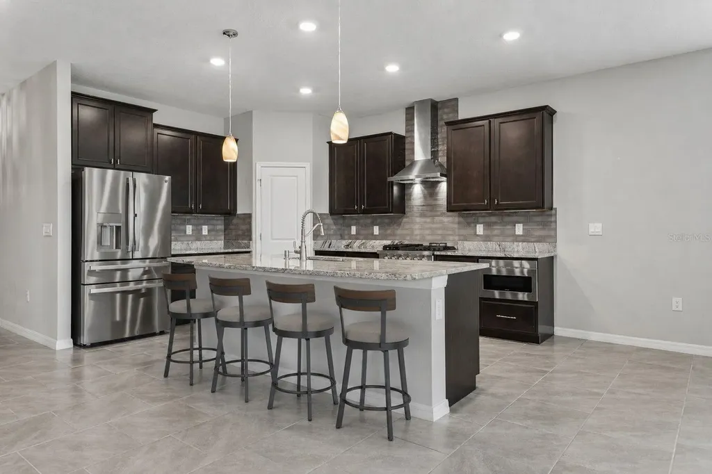 9845 Shoreline View Way Wesley Chapel FL 33545
