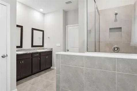 9845 Shoreline View Way Wesley Chapel FL 33545