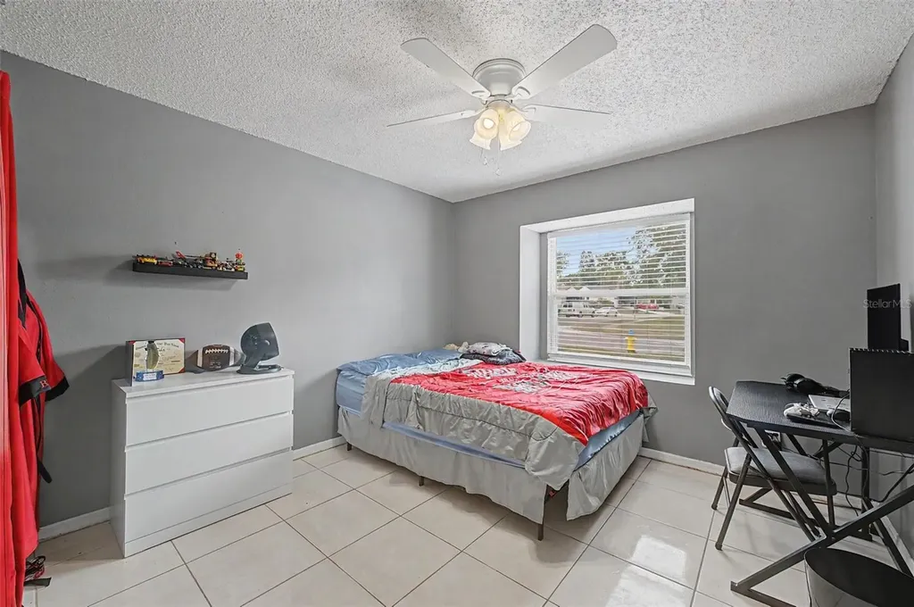 655 Sand Ridge Drive Valrico FL 33594