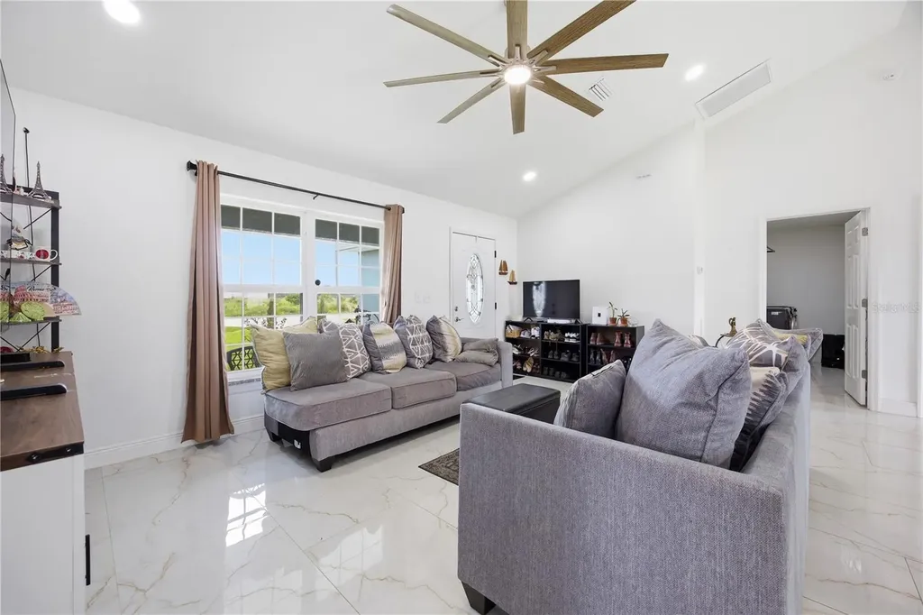 39 Dogwood Trail Ocala FL 34472