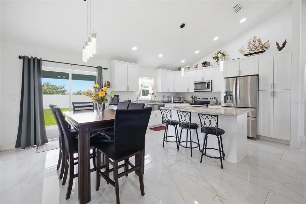 39 Dogwood Trail Ocala FL 34472