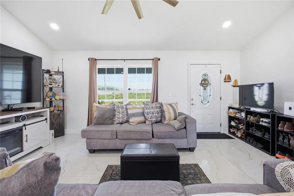 39 Dogwood Trail Ocala FL 34472