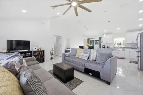 39 Dogwood Trail Ocala FL 34472