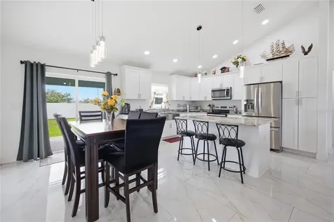 39 Dogwood Trail Ocala FL 34472