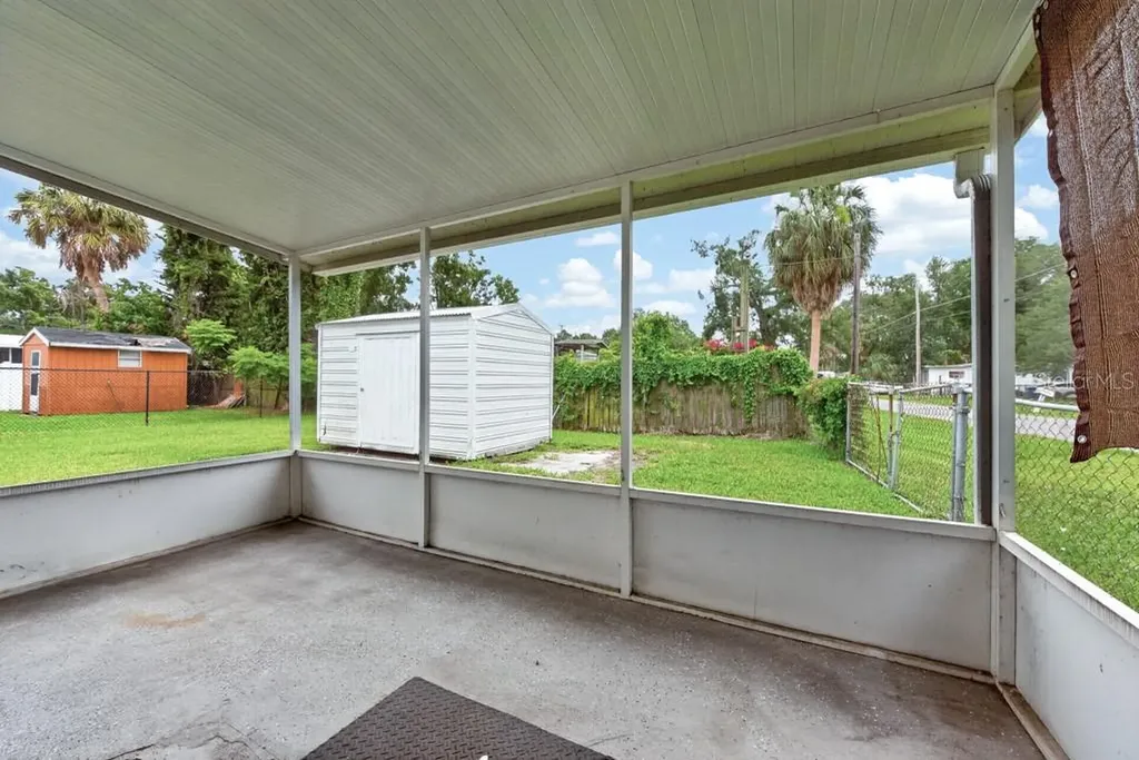 6101 Anna Avenue Gibsonton FL 33534